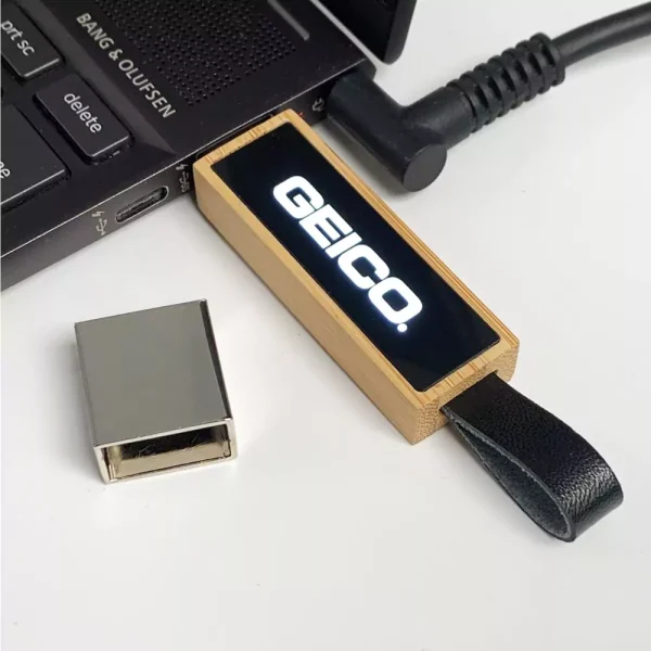 Bamboo LED Logo USB with Strap 64GB V. 3.0